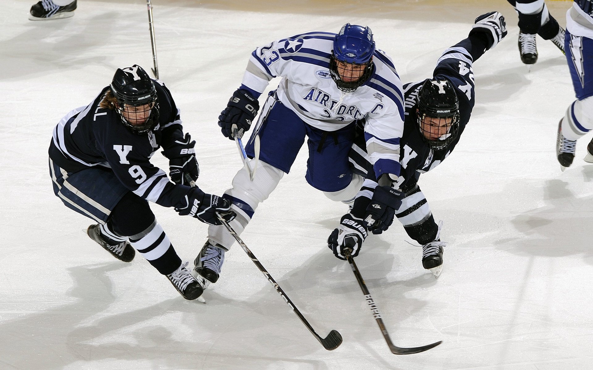 逆光投出的弧线,拉梅洛如何用连续得分重写黄蜂命运
